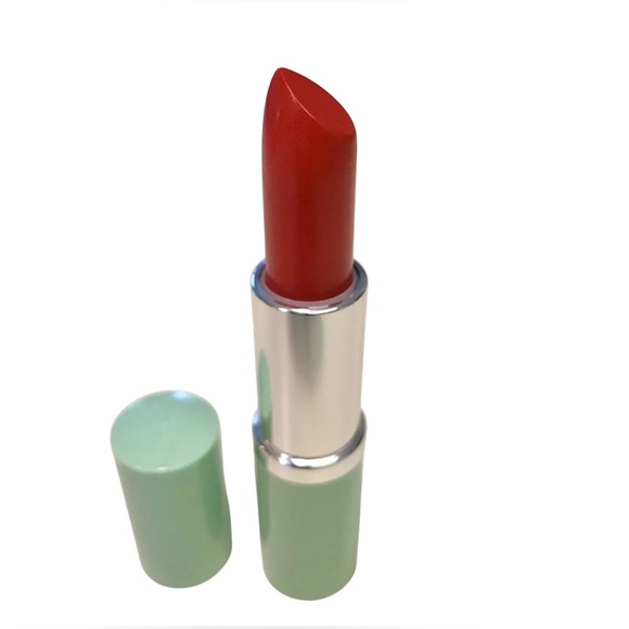 Clinique Long Last Soft Matte Lipstick 45 Matte Crimson Full Size - Picture 2 of 4